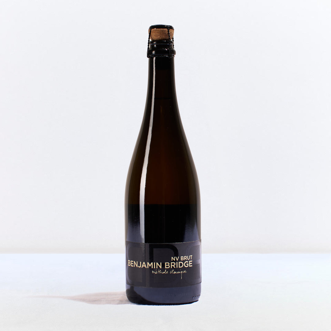 Discover Canadian Elegance in a Glass: Benjamin Bridge NV Brut from Nova Scotia